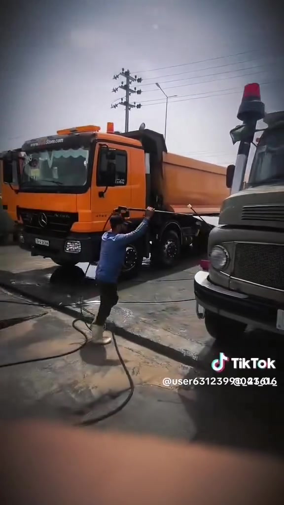 السلام عليكم...
   مطلوب عمال #گراج_غسل_سيارات 🚗 العنوان جزيرة الخالديه قريب ع تقاطع ملاحمه گرطان  

ملاحظة... بيع او إيجار هم يرهم

باقي التفاصيل ع الخط ***********
#غير_متواجد_ع_الفيس

