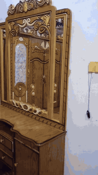 لام عليكم غرفه للبيع السعر خاص نظيفه جديده ***********
