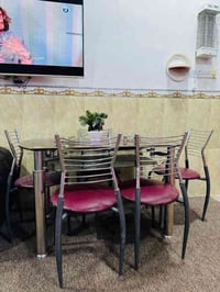 طاولة طعام تركي • زجاج ١٠مم • ٥ كراسي