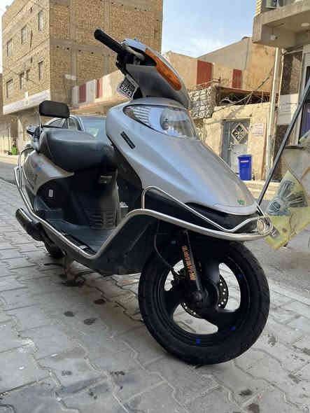 سلام عليكم دراجه سبيسي للبيع رمبه ماشيه 16 مكينه جديده مامفتوحة الاستفسار *********** السعر مليون و250 وبيها مجال
