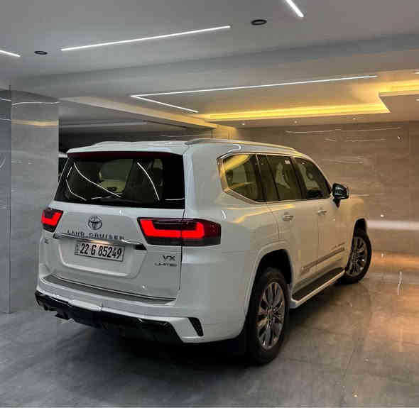 ‏Land cruiser 2023 VX limeted Twin Turbo
الف 37 KM📦
لاندكروز VX (توین توربوو)  
مكفول كفاله عام من كلشي
٤ تاير دنلوب جديد‏‎
سنة الصنع: 2023
‏‎ضمان شركة SAS
كل غراض بلادي موجود
ماشييه  37 الف  كم 
‏‎المواصفات :
-المصابيح:  LED
-كاميرا  
-رادا أمامي خلفي جانبي
-نظام الصوت JBL
- محرك 6 سلندر 3.5L توربوو
‏‎- فتحة سقف ( سلايد ) 
-٣ شاشات 
- شاشات ترفيه خلفية
‏‎- مقاعد جلد-تدفئة-تبريد
‏‎- مقاعد كهربائية 
- مقاعد امامية تبريد 
- ⁠تبريد وتدفئة امامي خلفي 
‏‎- بصمة الابواب 
‏‎- صندوق كهربائي
‏‎- مصابيح LED و زينون
-7 راكب 
-شحن واير ليس 
-حساس امامي خلفي 
‏‎- حجم العجلات 20 inch 
مكفول كفاله عام كلشي مابيها بل باكيت
تخم تاير دنلوب جديد 
مكفولة كفالة عامة من الدعامية إلى الدعامية
‏‎ بدون صبخ .بدون بارد  ،بدون رصعات ،بدون حتى شخط
‏‎دعاميات هم بدون صبغ ،رمل مابي ،لحية بدون صبخ ..بقية كلها بشرط

محرك كير بشرط مامفتوح
‏‎سيارة حيل نظيفة كلشي عل بلاد لوك
‏‎سنوية زنكة كلشي جديد مدفوع لـ2029
‏‎باسمي السنوية بشرط تحويل و خرامة 
‏‎سيارة مابيـها دينار مصرف كامل من كل نواحي

نفسي يوم /تحويل و وكالة حاظر 
مكانك /داخل سليماني
سعر 725$ 
- ⁠*********** 📞 السليمانية
