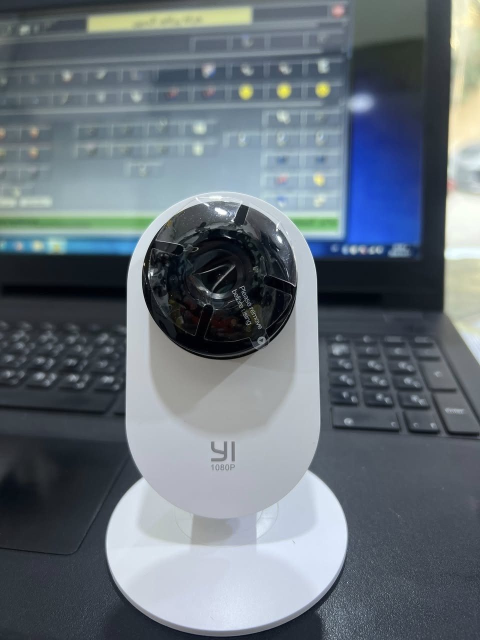 السلام عليكم اخوان كاميرات وايفاي جديد  الكبيره خارجيه سعره ٤٠ ولبقيه على ٣٠  *********** توصيل متوفر وين ما تريد
