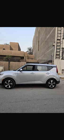 للبيع كيا سول ٢٠٢٠ وارد امريكي
ضرر  بالعراق بابين السايق و خلف السايق و الجاملغ الامامي ضرر خفيف
ماشية ٦١ الف ميل
المحرك 2000 دوش 
فول تحكم ستيرن ، مانع انزلاق 
كير ، مكينة ، تبريد مكفولات.
المكان بغداد - الكرادة 
السعر 120 ورقه 
الرقم : ***********
