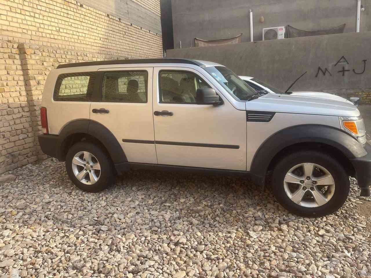 نترو موديل 2008رقم بغداد سنويه بسمي  لوحه هزه جديد بدون صبغ ومعجون جاهز من كلشي  محرك تبريد  بشرط تايرات  كهرباىيات كوله  شرط سعر 85ورقه بيه مجال عنوان واسط ***********
