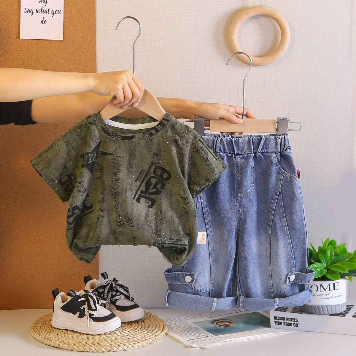 موديلات العيد صارت جاهزة♥️🥰
طقم ولادي يجننن ♥️😍
قياسات سنه لحد 5سنواات ♥️🥰
بنطرون وتشيرت يجنن ♥️✨
السعر14الف ♥️✨


**إذا كنت صاحب هذا الإعلان وتريد حذفه لأي سبب، رجاءا أرسل رسالة إلى الدعم الفني**