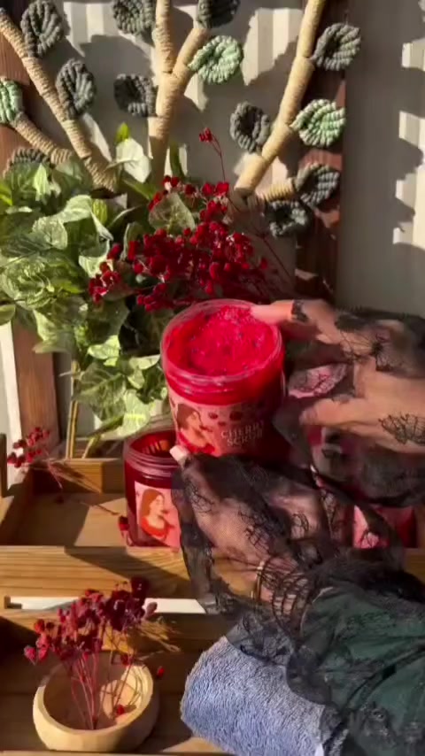 توفر بكج الكرز للعنايه بالمناطق الحساسه  والجسم بالكامل نعومة. وترطيب وتوريد وبعطر انثوي فاخر ويدوم طويلا🍒🍒🍒🍒🍒 للحجز مراسلتي خاص او ع الرقم ☎️*********** الحجز عن طريق ارسال العنوان والرقم ويتثبت الكم الحجز @إشارة مأكولات الصفا للباجات @
