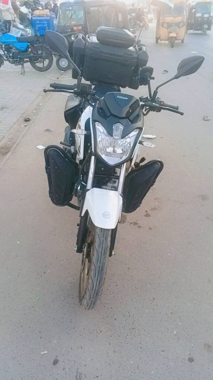 سلام عليكم 
دراجه RK مرقمة مرقمة مرقمة موديل 2025
مكفولة كفالة عاااامة السعر خابر وتدلل
العنوان بغداد مدينة الصدر 
***********
