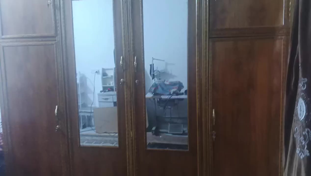 إسلام عليكم كنتور وجربايه ويهن دوشك جربايه سعره 300بيهن ماجل رقم الهاتف ***********
