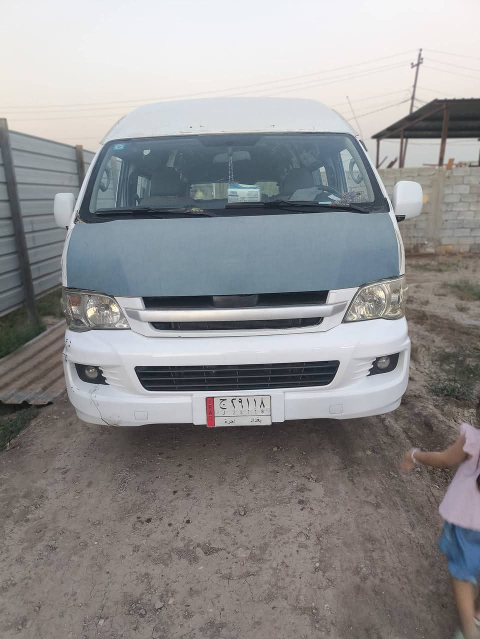 السلام عليكم ورحمه الله وبركاته جنبي اج تو للبيع السيارة السيارة كير محرك اكسن خير من الله السياره التبريد كنمريسر واكف وبيه ضربه جه الباب الأيمن غرفته حلوه مرتبه الإستفسار على الرقم ***********
