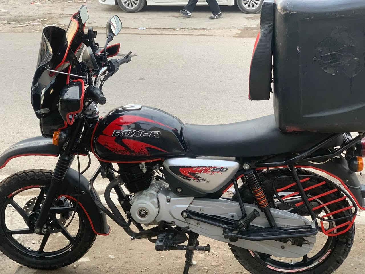 دراجه بوكسر موديل 22 اوراق اصوليه سعر واحد و600 وبيها مجال بسيط ***********
