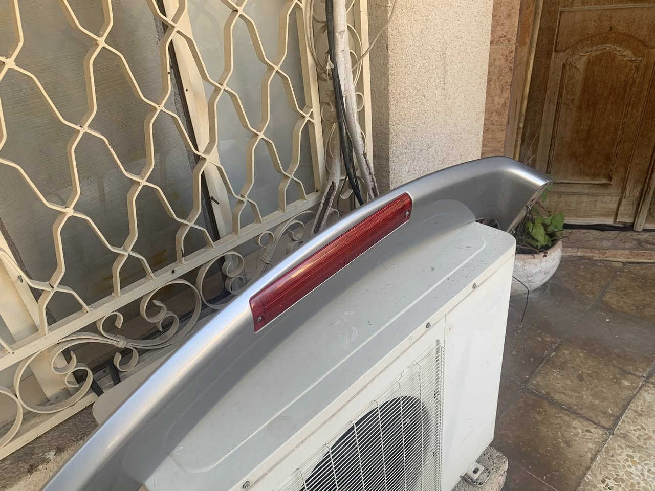 سلام عليكم دوسه وجناح لانسر بومه جديد بدون كسر ***********
