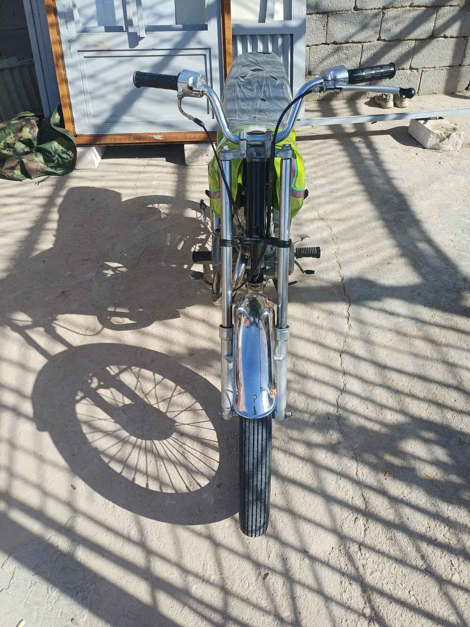 من رخصت الادمنية دراجة اربعة كير كلك كلك كلك اتكفلك عشاير وقانون مالتي واوراقي ضاعن وبيع كلك 2018 مكينة ناعة شايلة روحها دراجة شوفت عينك عنواني كربلاء حي الجهاد سعرها 300 وبيها حك الجية ***********
