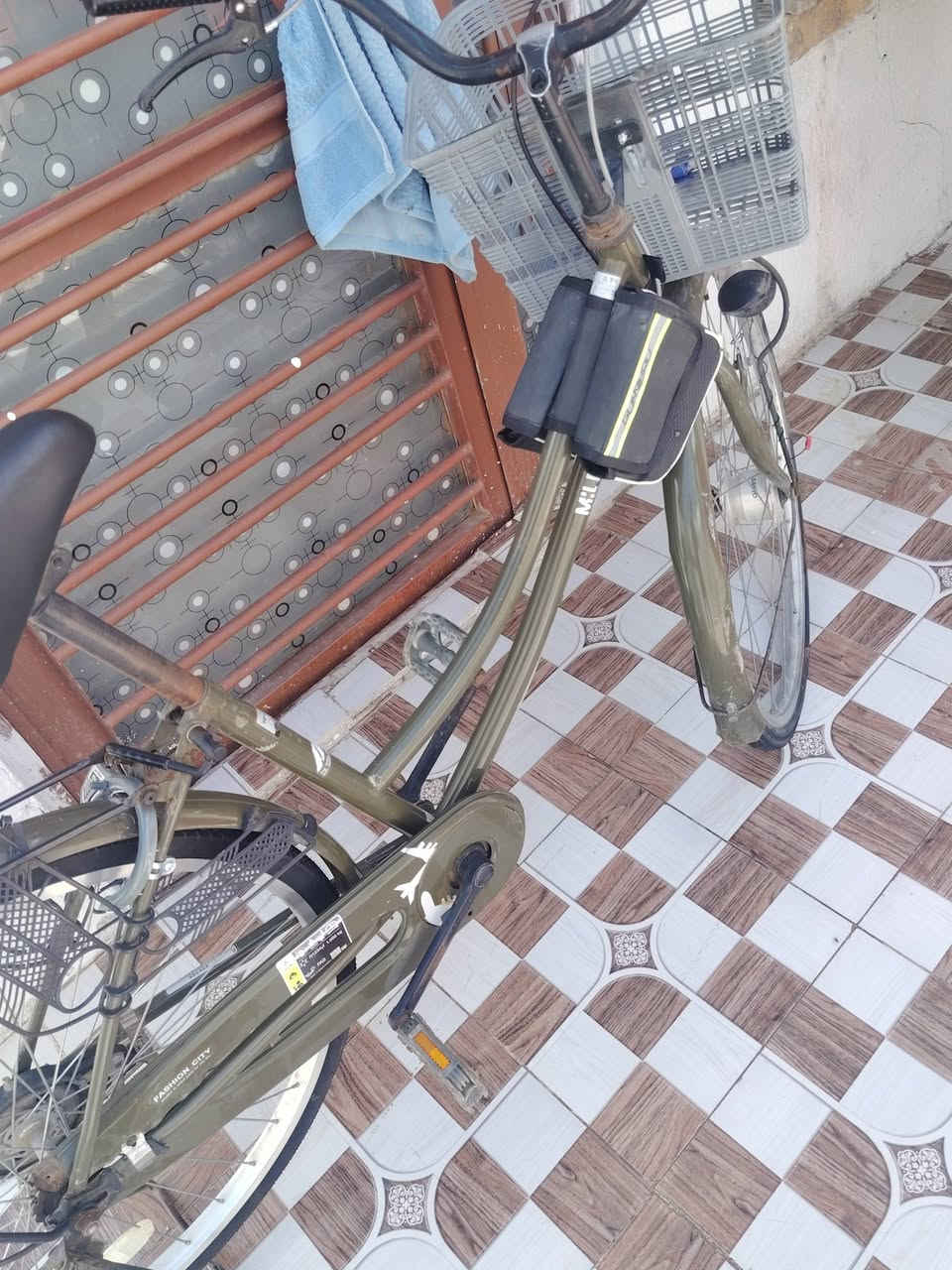 سلام عليكم باسكل للبيع بناتي حجمه 26نضيف حيل مكاني بغداد سبع البور واكو توصيل ٧٥ سعره


**إذا كنت صاحب هذا الإعلان وتريد حذفه لأي سبب، رجاءا أرسل رسالة إلى الدعم الفني**