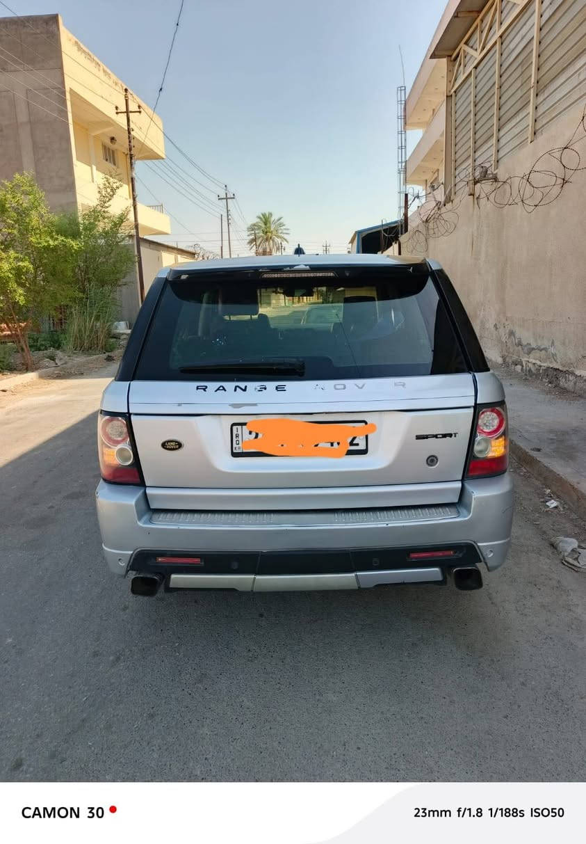 السلام عليكم رانج ٢٠٠٨ رقم دهوك تحويل مباشر رقم انكليزي كير ومكينه كفاله صدر وتخم تاير كله بشرط سياره لوي ودبل محوره سياره بيهه صبغ عام بدون ضربه أثر تحديث سياره نقصهه تبريد اخذت كمبريسر جديد لان قديم وكف بي كلج للبيع او مراوس بدرنكو او جيب ***********
