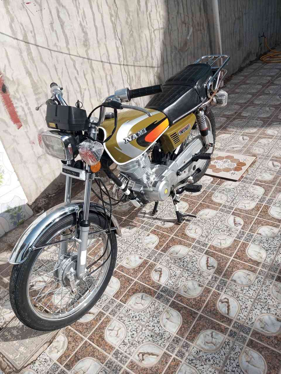 سلام عليكم للبيع نامه امتياز موديل 25 اوراق كامله مكان حله مركز السعر 670وبيه مجال حك الجيه أو مراوس بغير لون حسب الاتفاق ***********
