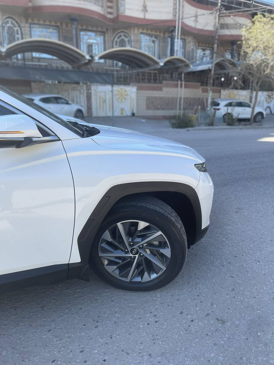 السلام عليكم
للبيع او المراوس
توكسان
             خليجي.        
السيارة مواصفات ال 2024
عداد دجتل الاكتروني
يعني 2024 مسجلة 2023
السعر 210 وبيهة مجال للطيبين
فول مواصفات
المواصفات
بصمة
جلد
بصمة دخول
بصمة تشغيل
مري شفط
ترحيب عند الاقتراب
سايد بريك بصمة
فيو كامرة
اشاير  بل المري
كراسي 2 كهرباء
تشغيل عن بعد
شاشة كبيرة
حساس امامي
حساس خلفي
كامرة خلفية
لد امامي
لد خلفي
شاحن وايرلس
اتو هولد
لايت دوار عند الاستدارة
مانع انزلاق
كشاف ضباب
وبعد بيها هواي مواصفات
ثلاث وضعيات قيادة  ( اسبورت / ايكو / نورمال )
محرك 2000 دوش مكفول وكير مكفول
السيارة مكفولة كفالة عامة من كلشي
علة وضع الشركة سبير وعدة الشركة ممفتوحات
السيارة وضع شركة لزكات وكتلوكات الشركة
استخدام شخصي
ماشية ٤٥ألف
رقم بغداد الماني  سنوية الـ2029  جديدة
مكاني النجف
***********
