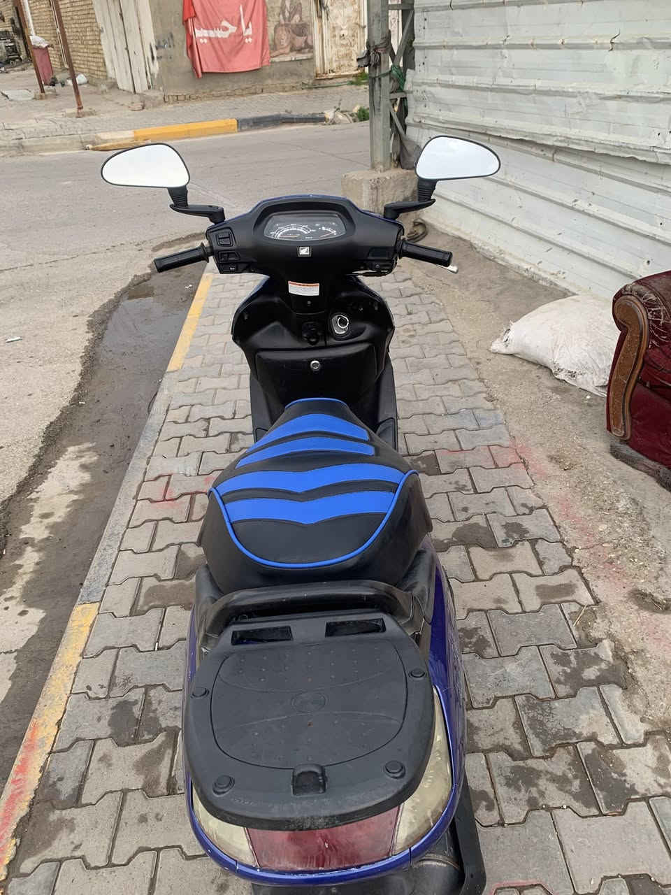 سلام وعليكم اسبيسي ياباني للبيع
كفرات اصلي 
كهرباياته كله شغاله سلف هندر 
دراجه كله ابلاديه برغي تجاري ما بيه 
للستفسار اتصل 
***********
