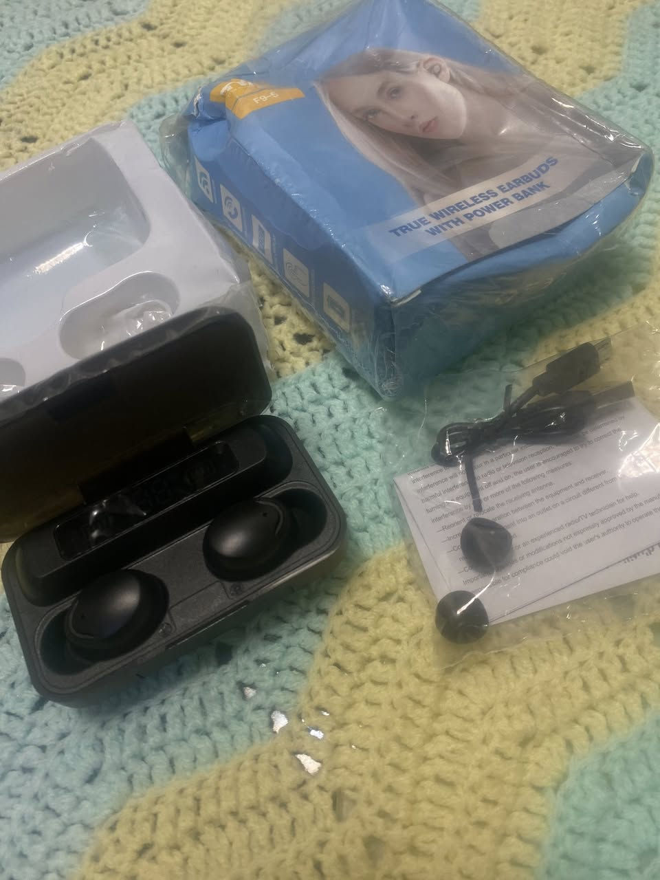 ايربودات السعر 5-6-10 الاف


**إذا كنت صاحب هذا الإعلان وتريد حذفه لأي سبب، رجاءا أرسل رسالة إلى الدعم الفني**