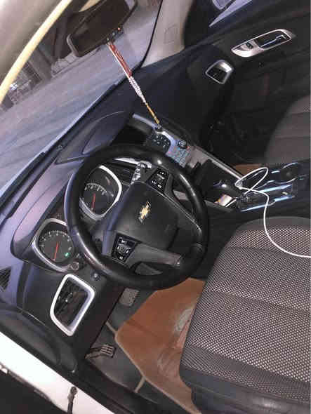 اكوينكس للبيع بسعر مناسب موديل 2017 
١٢٠ ورقه 
سياره جدا نضيفه 
حادث جاملغ ايمن مبدل ابلادي 
نقص حداديه صدر شي بسيط فقط 
موصفات 
تحكم استين 
شاشه كبيره 
كامره خلفيه دواره 
سستم صوت دجتل 
كرسي كهربائي 
محوك 2400 طاحونه 
مواشر قرائه الزيت بالشاشه 
حساس تايرات 
بيها مواصفات هواي تخبل 
الساره ماشيه 95 ميل 
الشراي التصال ع الرقم *********** 
مكاني بغداد الدوره بغداد
