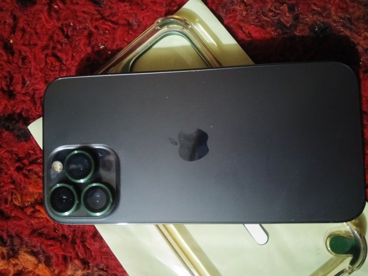 السلام عليكم آيفون 13 برو ماكس ذاكره 128 بطاريه 83 جهاز ممفتوح ابداً نظيف فقط فطر بل كلاس مالت الشاشه السعر 525 وبي مجال بسسيط استفسار خاص او اتصل ***********
