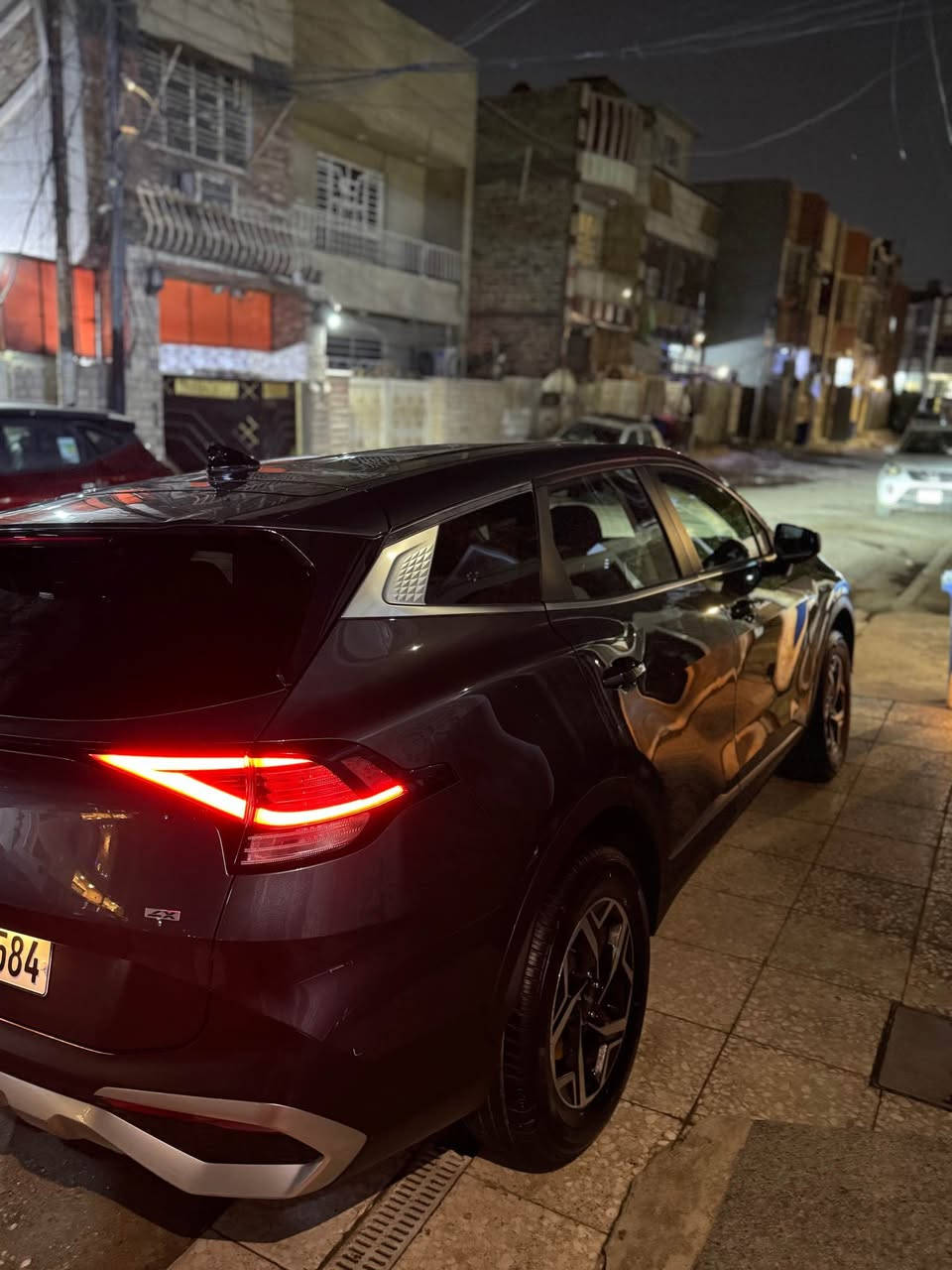 سلام عليكم سبورتج 2023 فئه 4X سياره امريكيه حادثها خفيف جدا جاملغ البصف السايق مبدل ماشيه 9 ميل فقط دخول جديد رقم اربيل باسمي نص مواصفات رادار امامي وقياده ذاتيه تنبيه الخروج عن المسار تحكم ستيرن سايد بريك كهربائي شاشه كبيره فويل ويل كامره حساس خلفي لايت وبك لايت ليد ولد نهاري كشنات تدفئه مكينه وكير كفاله حجم المكينه 2500 سياره بعدها بريحه الشركه بيها رصعه بل قماره مال شحن ممسويها عايفها سعرها 185 وبيها مجال حك الجيه مكاني بغداد الشعب *********** ارام الكوردي بغداد, العراق
