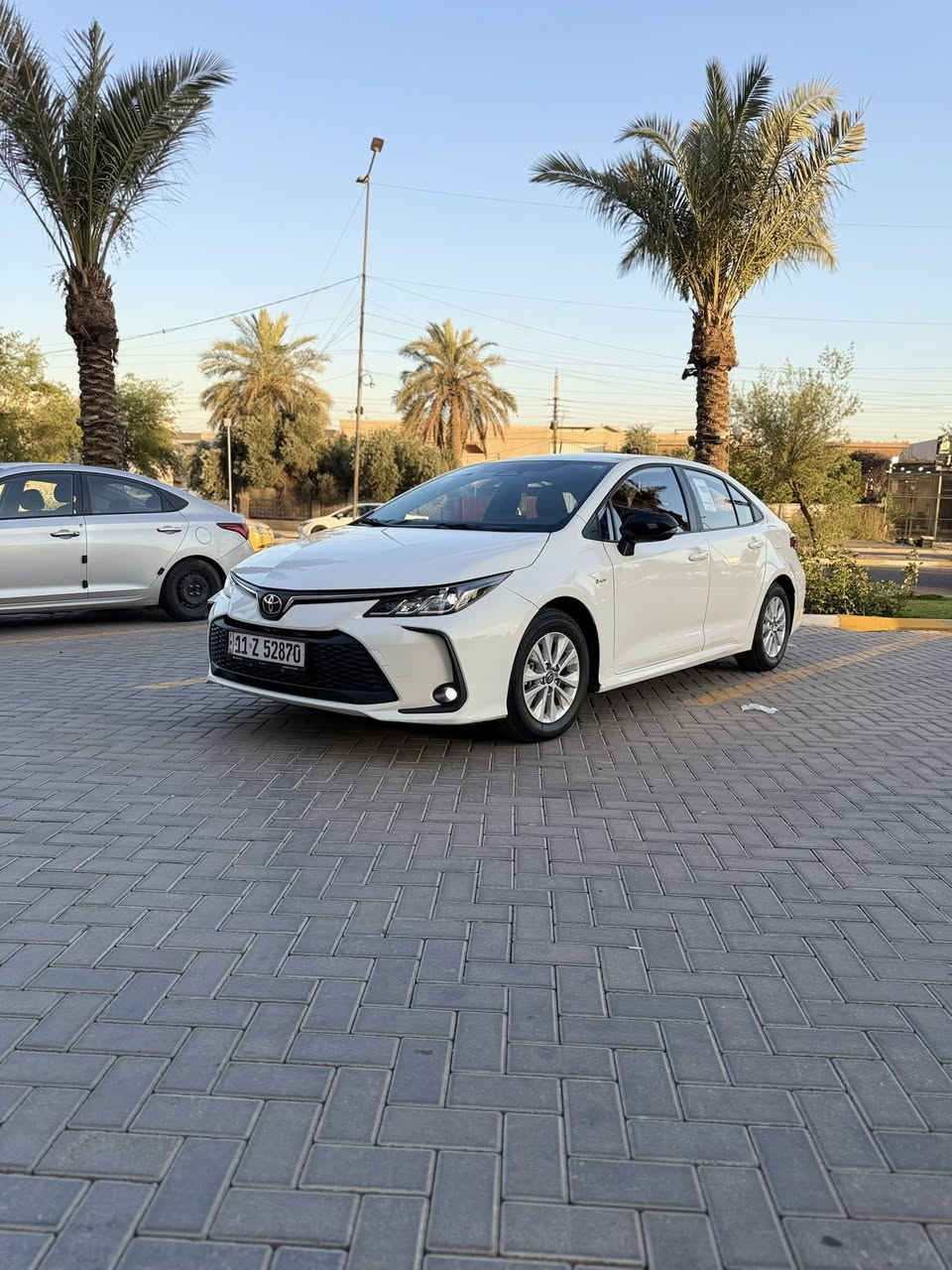 ***********
سلام عليكم كورلا 2024 وارد صيني هايبرد 
HEV علامة سودة ماشية 30 الف سيارة مواصفات شاشة تحكمات ويل كب بدون سلايد رقم بغداد بيهة بس بارد باب خلفي كد شبر وبل حافة ماا بنيد اصبعين فقط للبيع بسعر 140 وبيها مجال حك الجية مكاني بغداد حي الجهاد 
***********
