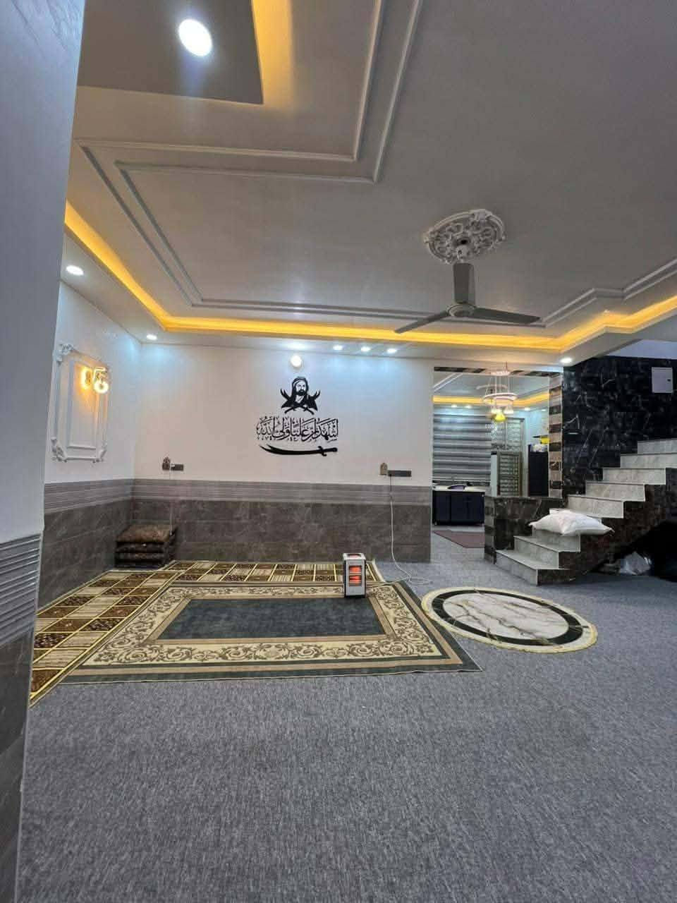 يعلن مكتب الاصدقاء للوساطة العقاريه

دار للبيع  200 م    طابوزراعي سند 25اقرار محكمه ثاني يوم🏡
✅ تحفه فنيه شغل درجه اوله جيب مهندس وافحص

موقع ,البيت /نجف 🏡 مقابيل قريت القدير شارع صب عمود 282

عنوان المكتب شارع الصب مقابل قرية الغدير عمود 261
البناء 🏡 
غرفتين  نوم/صاله/مطبخ /طرمه /صحيات/مكشوفه
بناء مرتب/ اساس + سقف كونكريت + بلوك+سيراميك الواح هندي+ارضيه بورسلين ثقيل ++

ألخدمات 🏡 عرض الشارع 20 متر
ماء/كهرباء/مدارس/سوق/تبليط/مولد/انترنت ضوئي 

*********** واتساب واتصال
