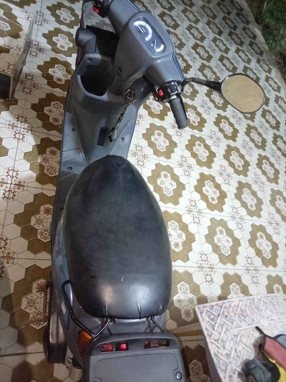 السلام عليكم دراجه ام السله للبيع دراجه نضيفه شلعه ومعدل مامفتوحه السعر ٥٠٠ وبيه مجال مكاني مسيب للاستفسار الاتصال على الرقم ***********
