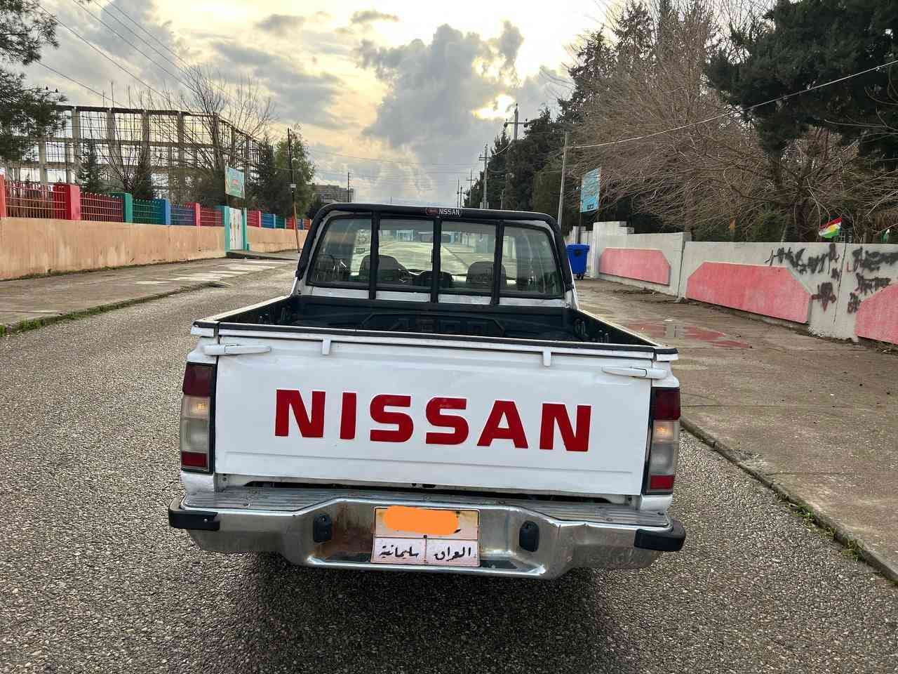 بەناوی خوای گەورە

**************************

نیسان مودیل 2002  محەسەن ، پاوەر ،گێڕو مەکینەو تەبریدو ئەکسلی بەشەرت، چوار تایەی تازەی لەژێردایە، سەنەوی بەسەرچوە، بەشەرتی تەحویل و غەرامە، پەڵەپەڵە بۆیاخی هەیە
نرخی 73 مجال
شوێن / زەڕایەن-هەڵەبجەی تازە

************************** السليمانية, العراق
