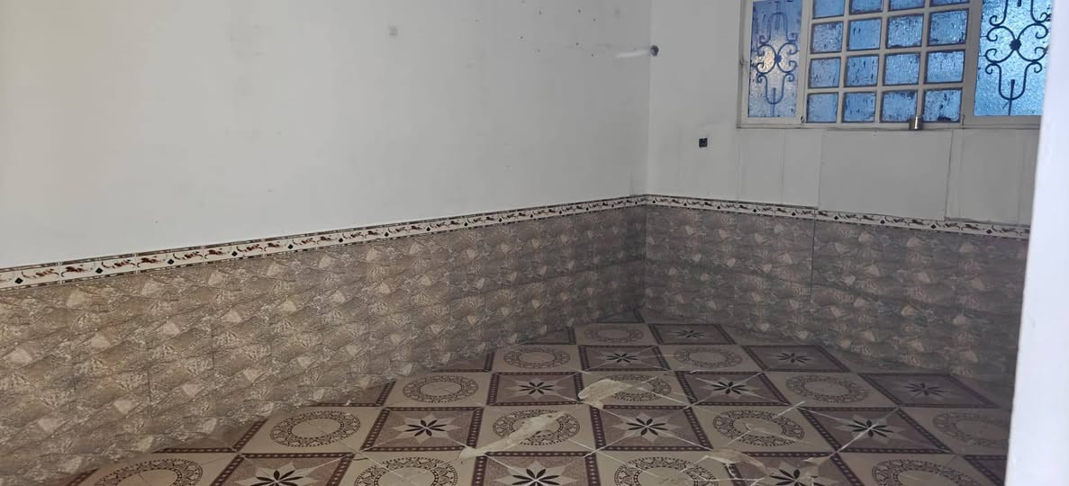 دار للايجار
100 م طابقين الايجار 500
نجف حي سلام قرب مصطفى ابو دجاج يحتوي ع 3 غرف نوم وصالتين وستقبال ومطبح وصحيات


**إذا كنت صاحب هذا الإعلان وتريد حذفه لأي سبب، رجاءا أرسل رسالة إلى الدعم الفني**