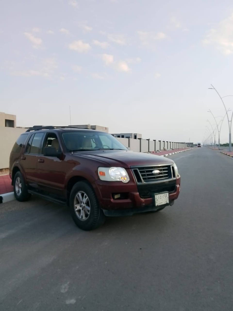 فورد اكسبلور ٢٠١٠جاهزه من كلشي
بيع او مراوس بسياره ناصيه
مكان بغداد
رقم بصره تحويل مباشر 
*********** بغداد, العراق
