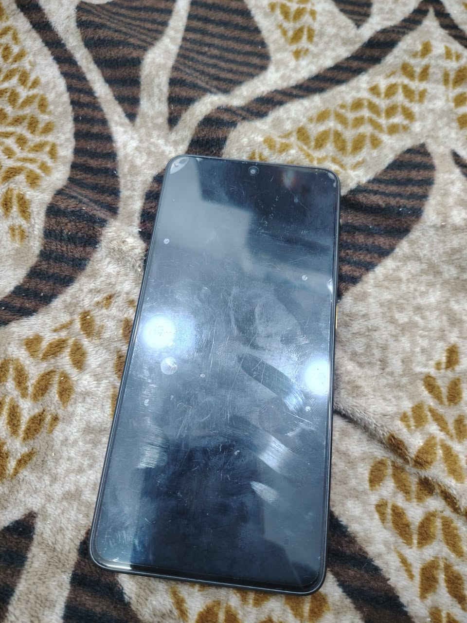 بوكو x7 برو للبيع نظيف يخبل ماداخل تصليح مكاني بغداد البنوك السعر 325 وبي مجال بسيط يشغل بوبجي 120 فريم حقيقي رقمي ***********
