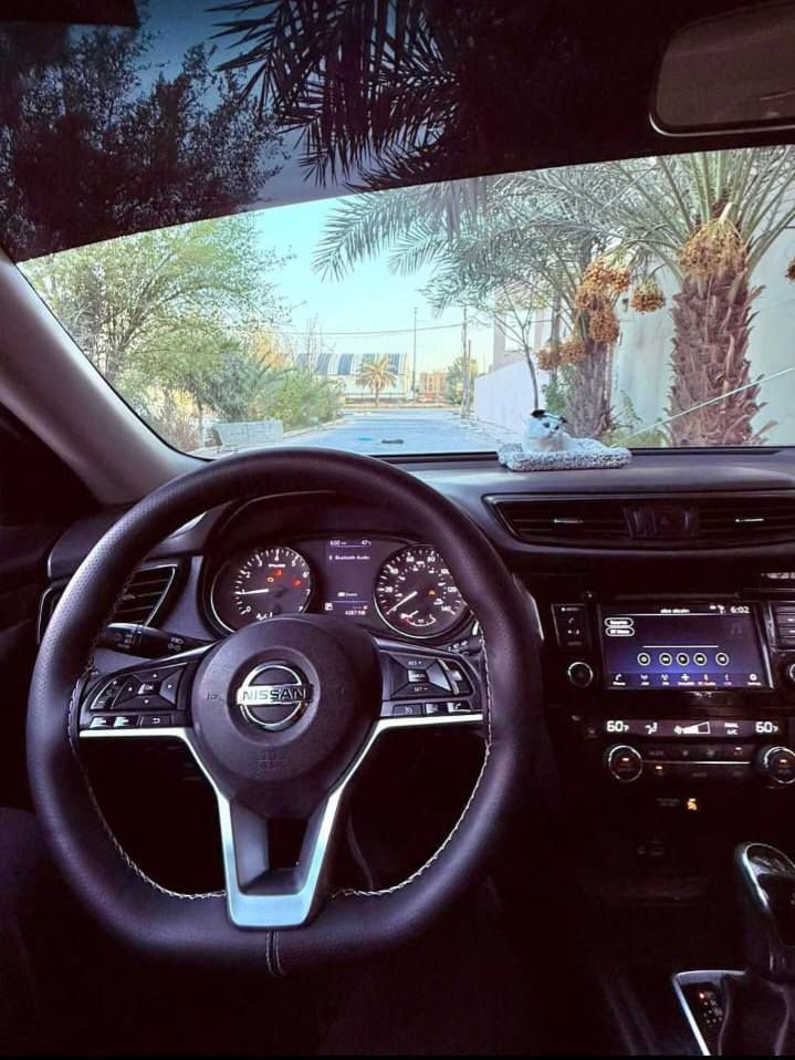 نيسان روج 2018 فئهsv اربعه سلندر نظيفه جدا 
كشنات قماش فول مواصفات 
شاشه 
تشغيل عن بعد بصمه بكل الأبواب 
تدفئه كشنات 
نقطه عميا
اشاير بالمري 
دفع رباعي 
وضعيه سبورت 
فول اوبشن 
ضرر قطعتين جاملغ الأيسر  و بنيد 
ماشيه ١٢٥
سنويه وهزه جديده 
مكان سياره ديوانيه مركز 
سعر ١٤٠ ورقه وبيها مجال 
***********
