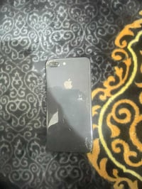 آيفون ٨ بلس • ذاكره ١٢٨ • بطاريه ٧٣