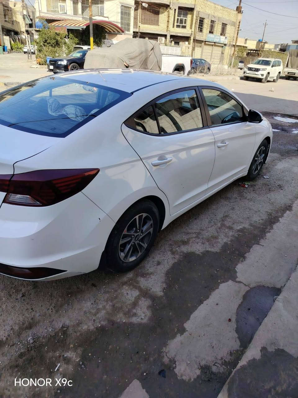 النترا موديل 2020 مكفوله كفاله عامه ماعده صبغ بنيد وارد كندي ماشيه 65 كيلو وليس ميل سياره عل وضع الشركه بسمي كير عادي 6 نمر مكانها بغداد البلديات للاتصال ***********
