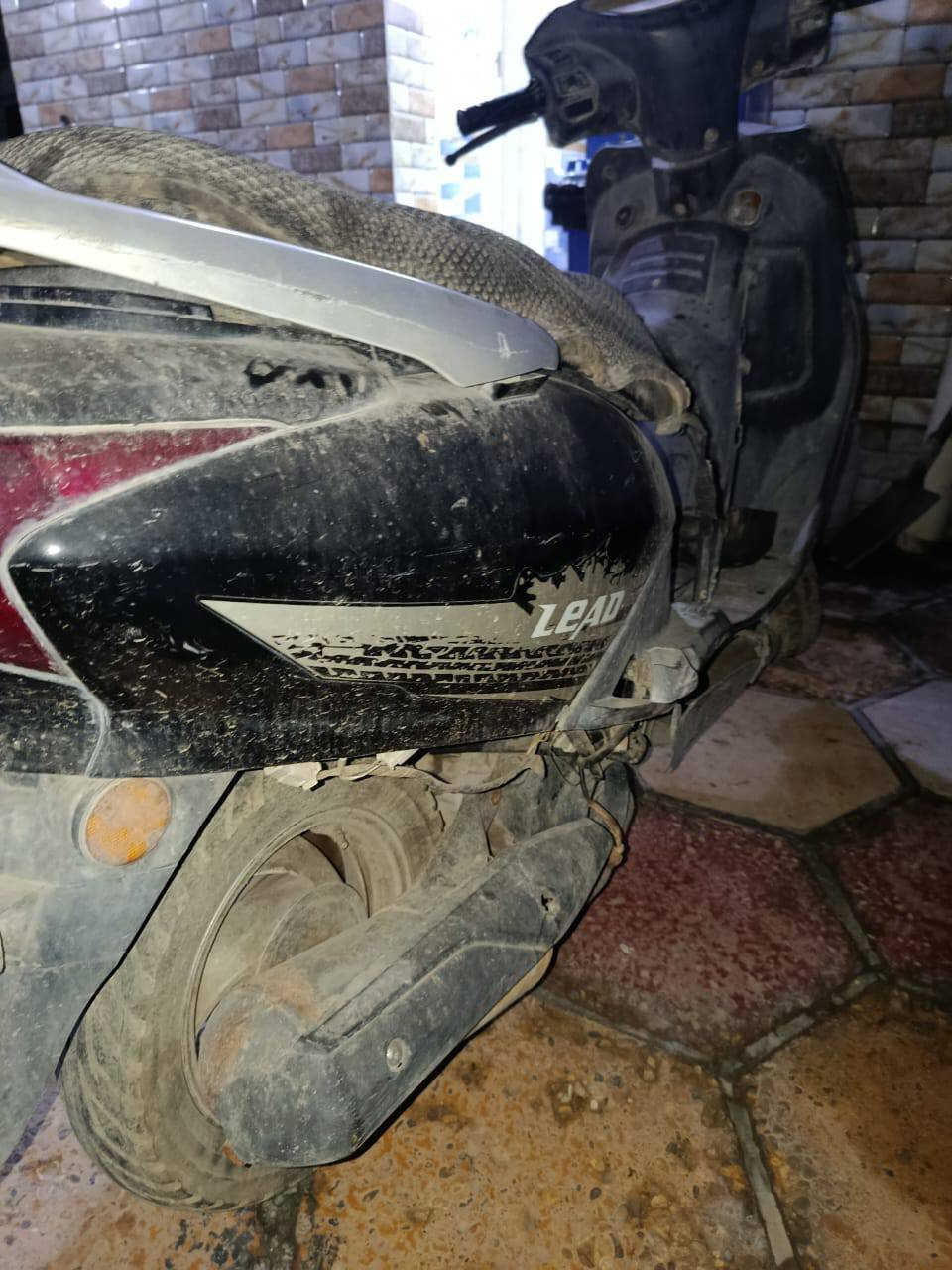 دراجة سبيسي عاطله والله ما اعرف شنو عطلها غراضها كامله 75000 الف كوم حديد
*********** واتساب
