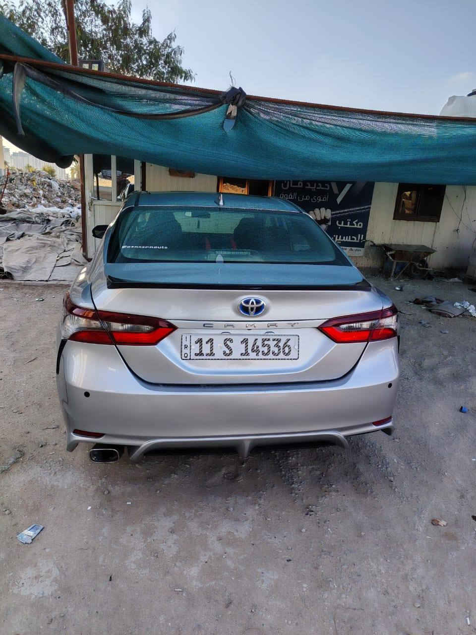 السلام عليكم 
تويوتا كامري موديل 2021 هايبرد وارد امريكي حادثها كلش حلو خلفي جاملغ وقبق الجنطه سياره فول عدا الفتحه بصمة تشغيل وبصمة ابواب وصندوق بصمة هندبريك بصمه تحديد مسار كامره خلفية دواره قطعتين تبريد شاشة اعطال وبيها هواي مواصفات بعد سياره جديده وجاهزه ما تصرف عليها برغي كامله من كلشي السعر ١٩٥ وبي مجال
للتواصل *********** بغداد, العراق
