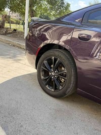 عندي هذا الويل١٨  اريد مراوس بحجم ٢٠ عنوان بغداد الكرخ السياره فور ويل...