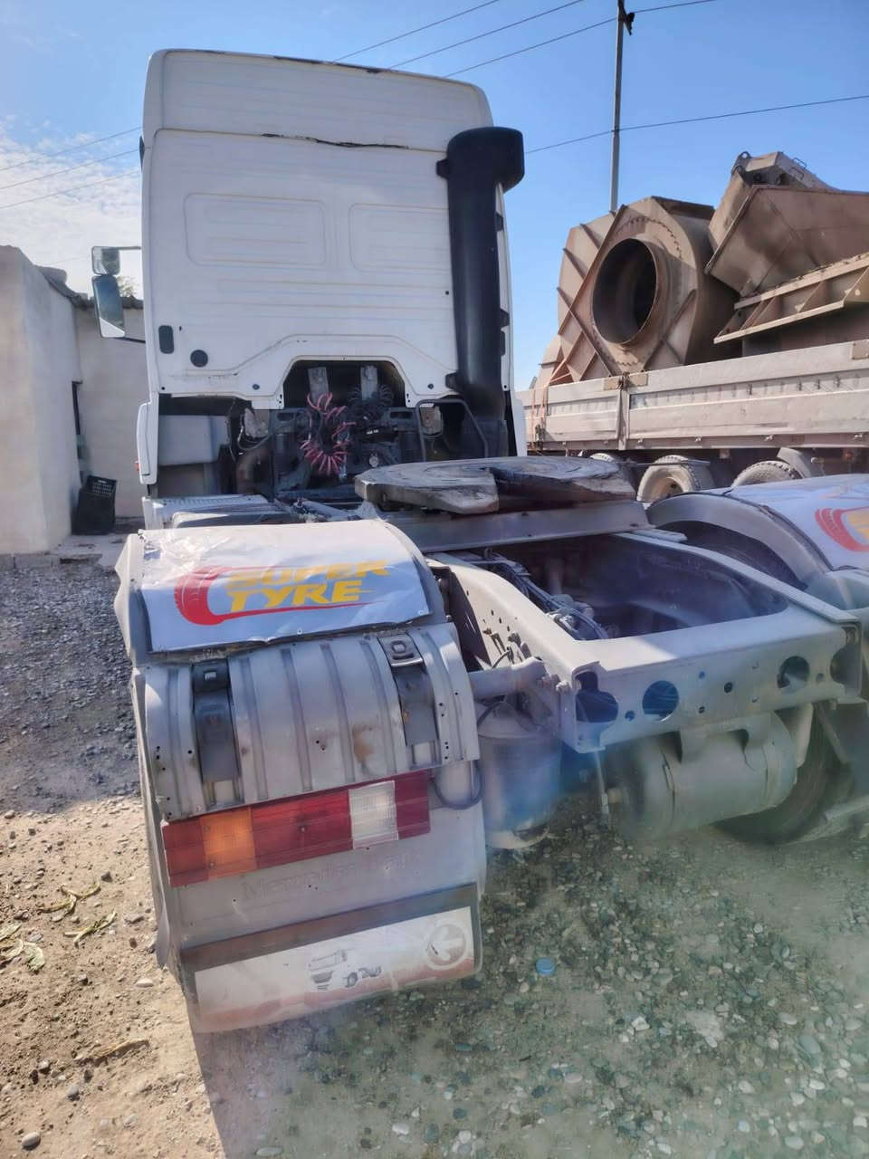 سلام و علكم 
اكسور للبيع 
السعر ١٤٠ وبيه مجال
رقم سلمانيه حصه كاز موصل 
مكان موصل 
***********
***********
