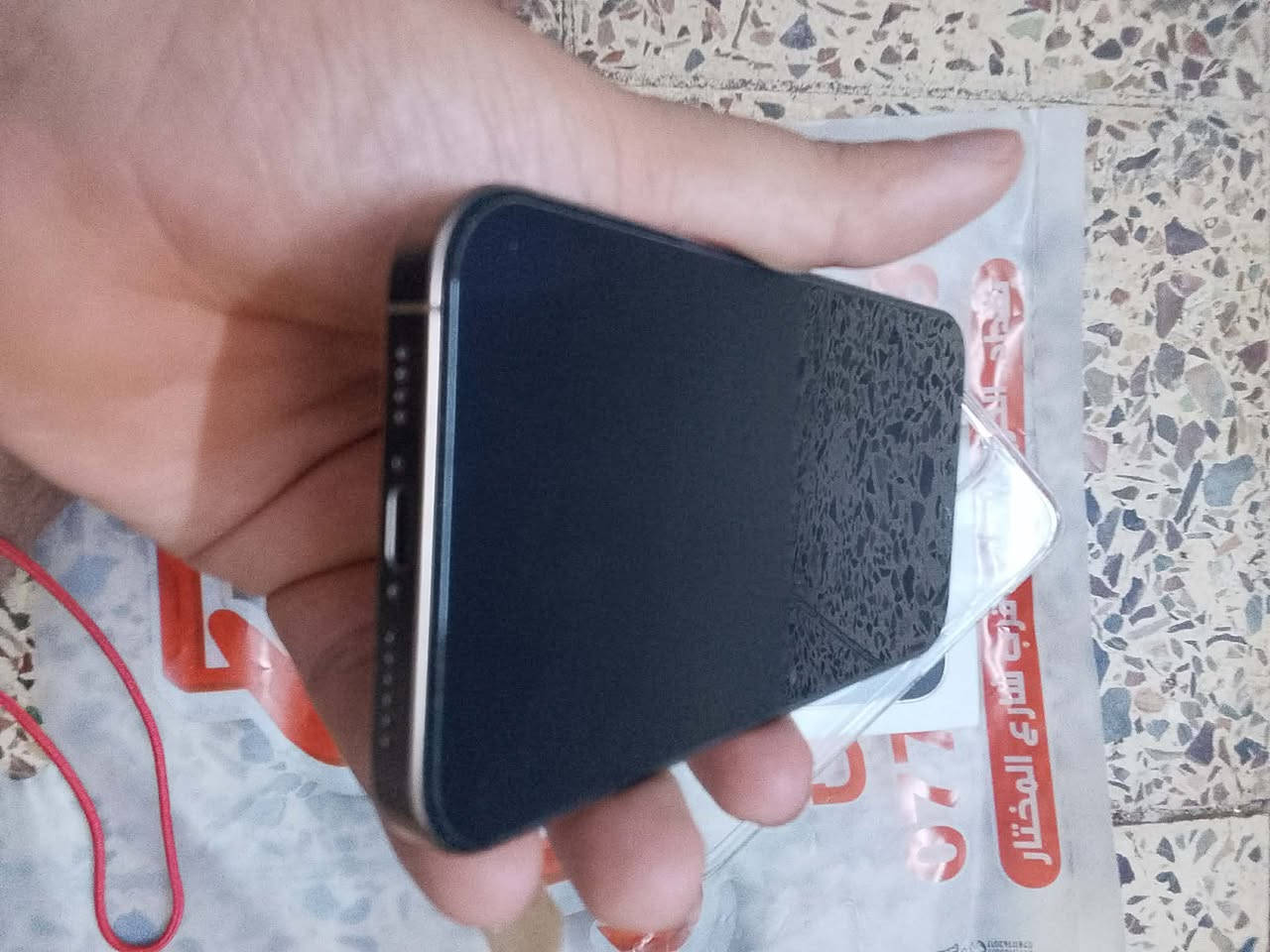 السلام عليكم ايفون
16 PRO MAX 
MASTER 
جهاز مكفول شرق اوسط كامل ملحقات وشادله 
بكج كامل لاسق ضهر مع لاسق حمايته عدسات ولاسق شاشه قطعتين ضد التعرق ومضلل وبنفس الوقت بس البكج سعره ٣٥الف وبلعافيه 
شرط شخط مابي مكفول ذاكره 256اابطاريه 88
جهاز تاخذه من باب بيتي مكفول كفاله عامه عده الضهر مفطور وشكد تريد ضمان على لسانك السعر مليون و250مكاني بغداد الحريه قرب ساحه عدن رقم الهاتف 
***********
