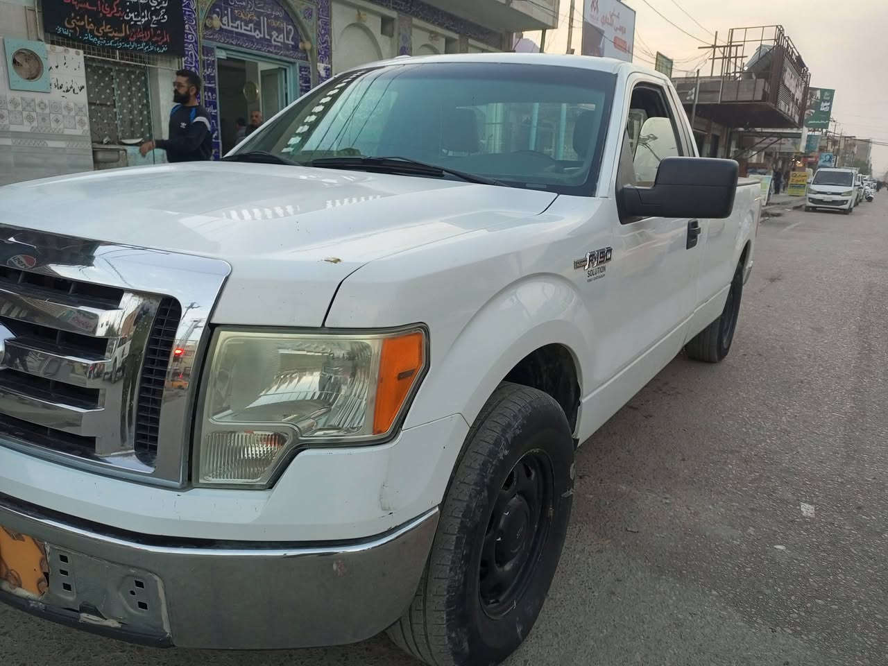 فورت موديل ١٢ بدون حادث كلين مكينه ٨ حجمه ٥ تالاف سعر ١٠٥ بيع او مراوس حسب قناعه مكاني ديوانيه ***********
