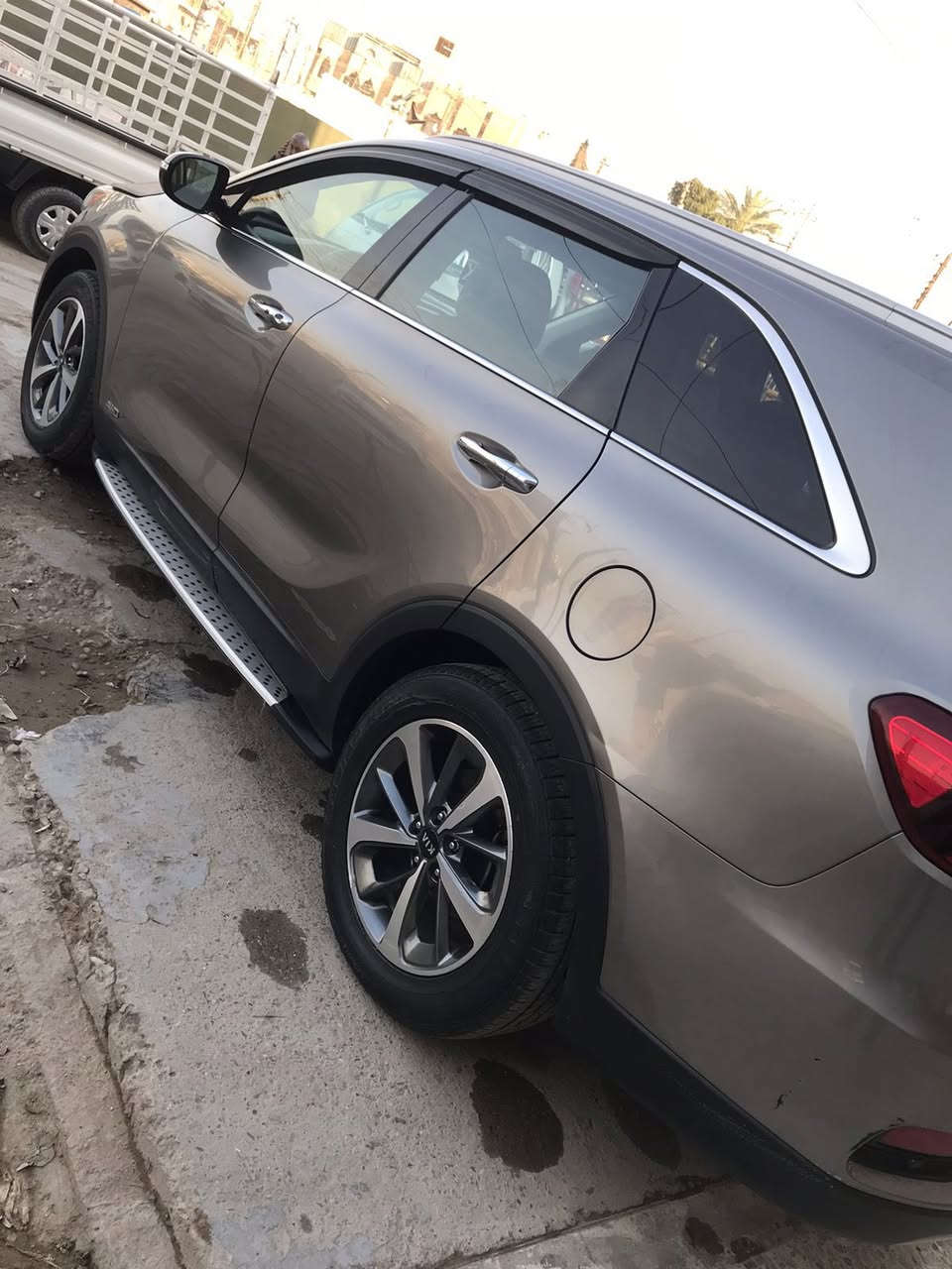سورنتو ١٩
٦سلندر 

فور ويل 

فول مواصفات 

 سياقه الايه كشن كهرباء حساسات رادارات. 

للاستفسار *********** 

السعر ١٩٠$
