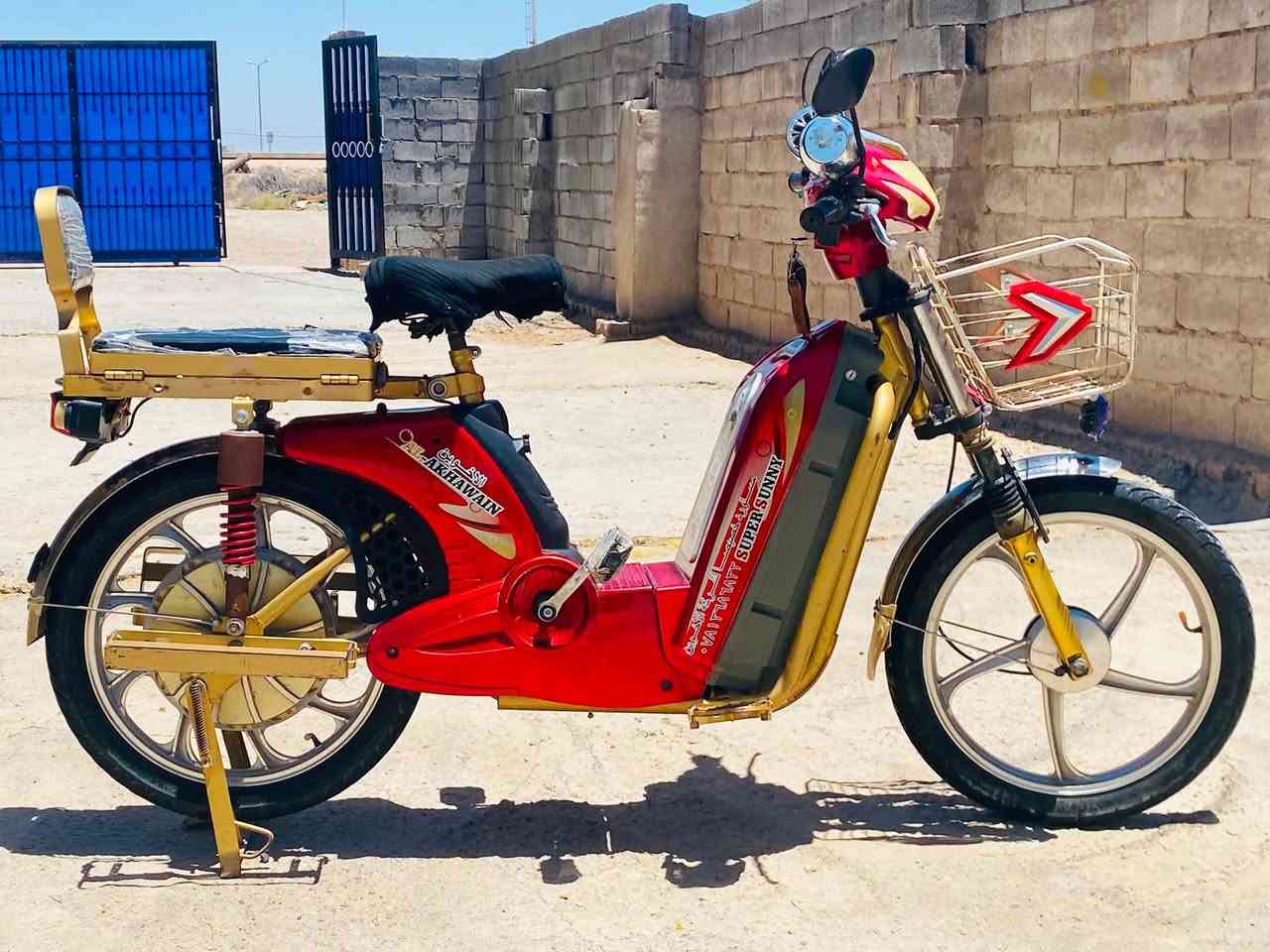 سلام عليكم
ماطور اخوين للبيع بطاريات جديده ع فحص

تايرات جديد ماطور نضيف مابي اي نقص مثل ماموضح 
بصوره. السعر350وبي مجال 

عنوان :الفلاحات النساف 

رقم الهاتف:***********
