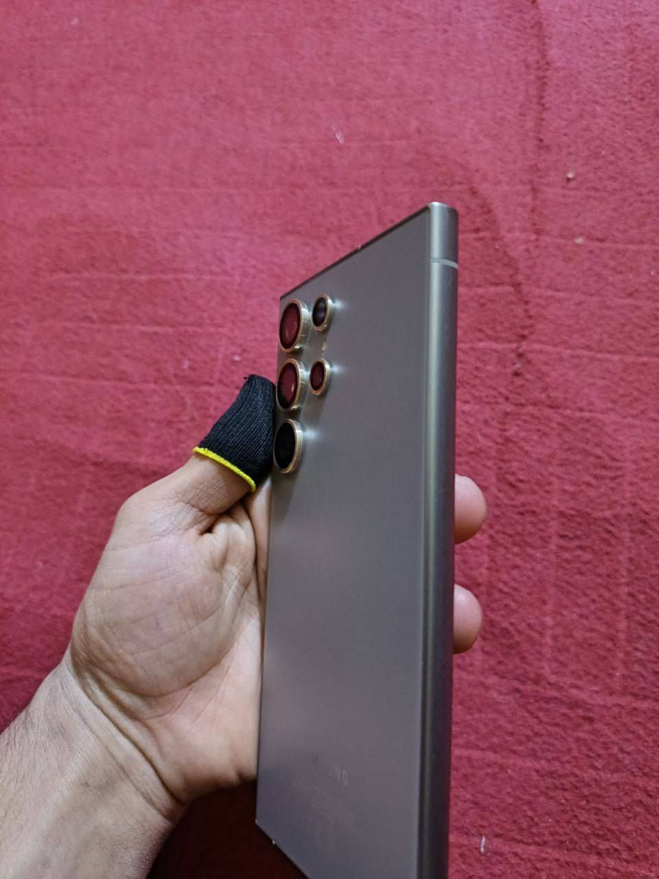 للبيع اس 24 الترا
مكول وتر
ذاكراه 256
تيتانيوم
غراض كامله
سعره 950 وبي مجال 
مكاني نجف مشخاب 
***********
