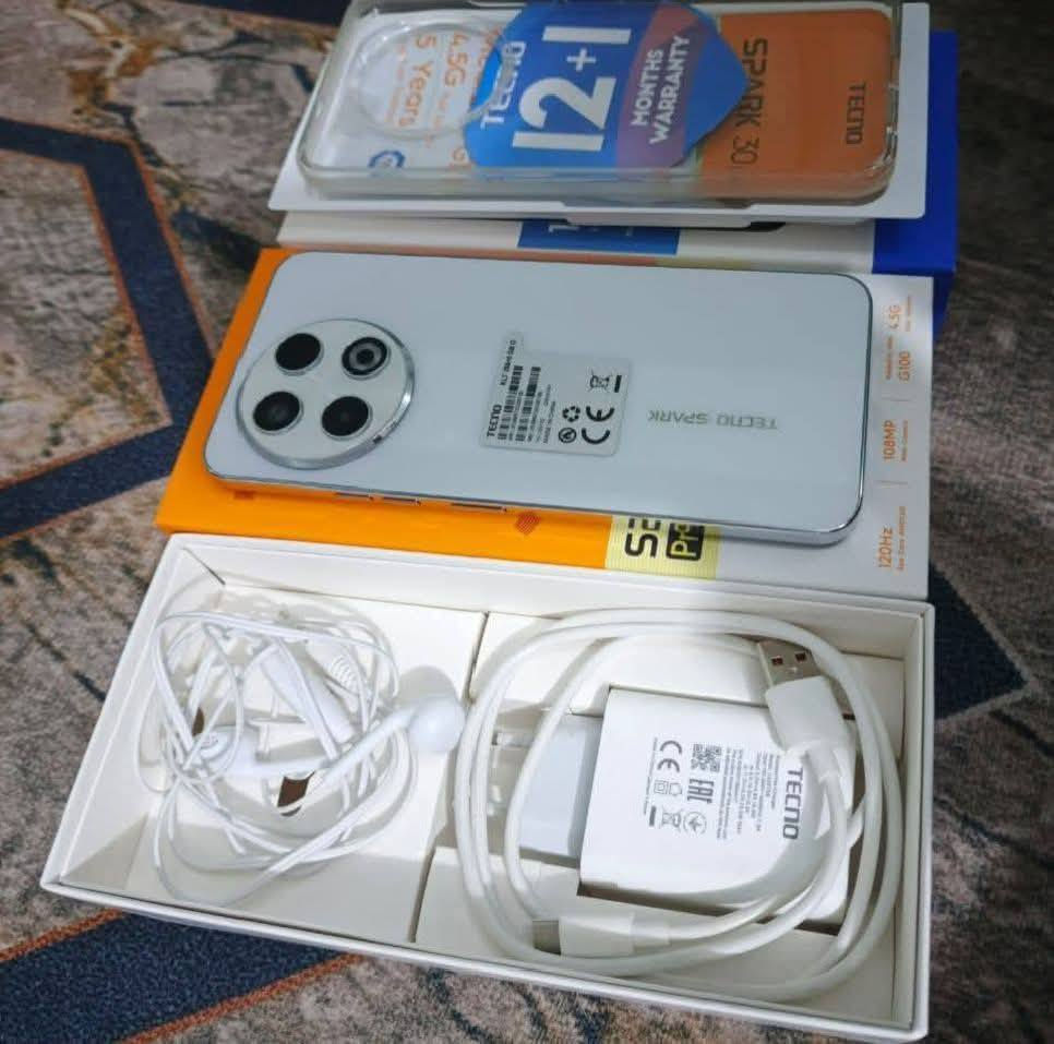 جهاز تكنو سبارك 30 برو 
ذاكرة 256 
رام 12+12
شاشة 144Hz
بطارية 5000mAh يدعم لشحن لذكي أو لسريع
كامل ملحقات كارتونة ويا 
السعر 290الف ويا ساعة هونل باد اصلية


**إذا كنت صاحب هذا الإعلان وتريد حذفه لأي سبب، رجاءا أرسل رسالة إلى الدعم الفني**