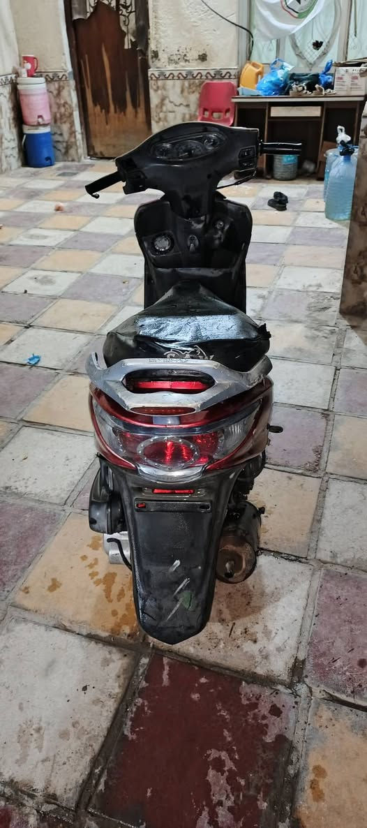 كامكو جيفور نظيفه توه مجفته شغاله سلف هندر كلوب امامي بك لايت بالسله عوزه اشاير وهورن للبيع 335 بيهه مجال للشراي  ***********
