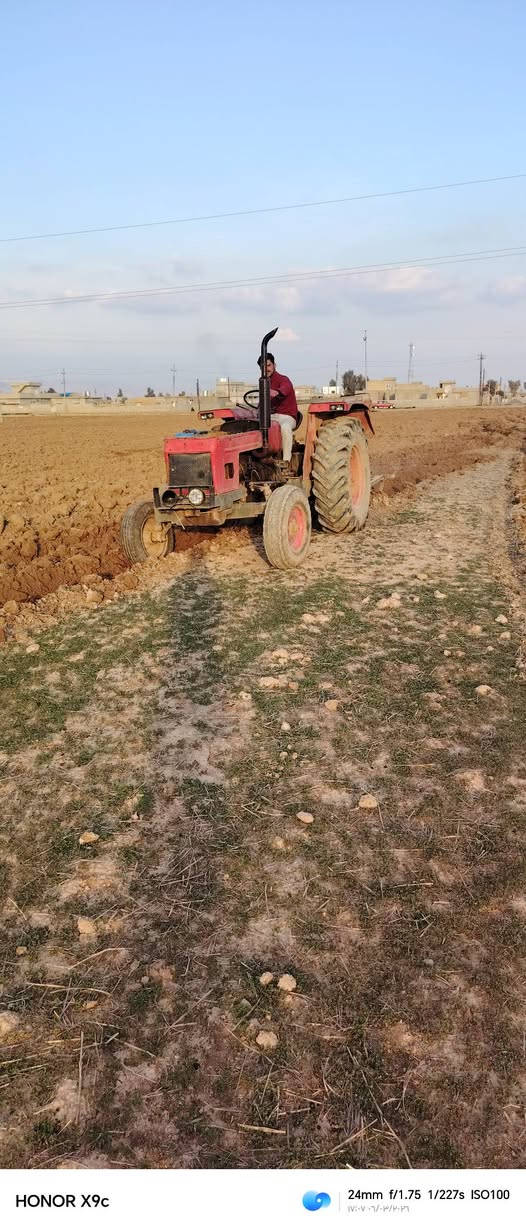 عنتر للبيع 71 شغال شرط كلشي مابي مكان قضاه مخمور 
السعر مليونين ونص 

***********
