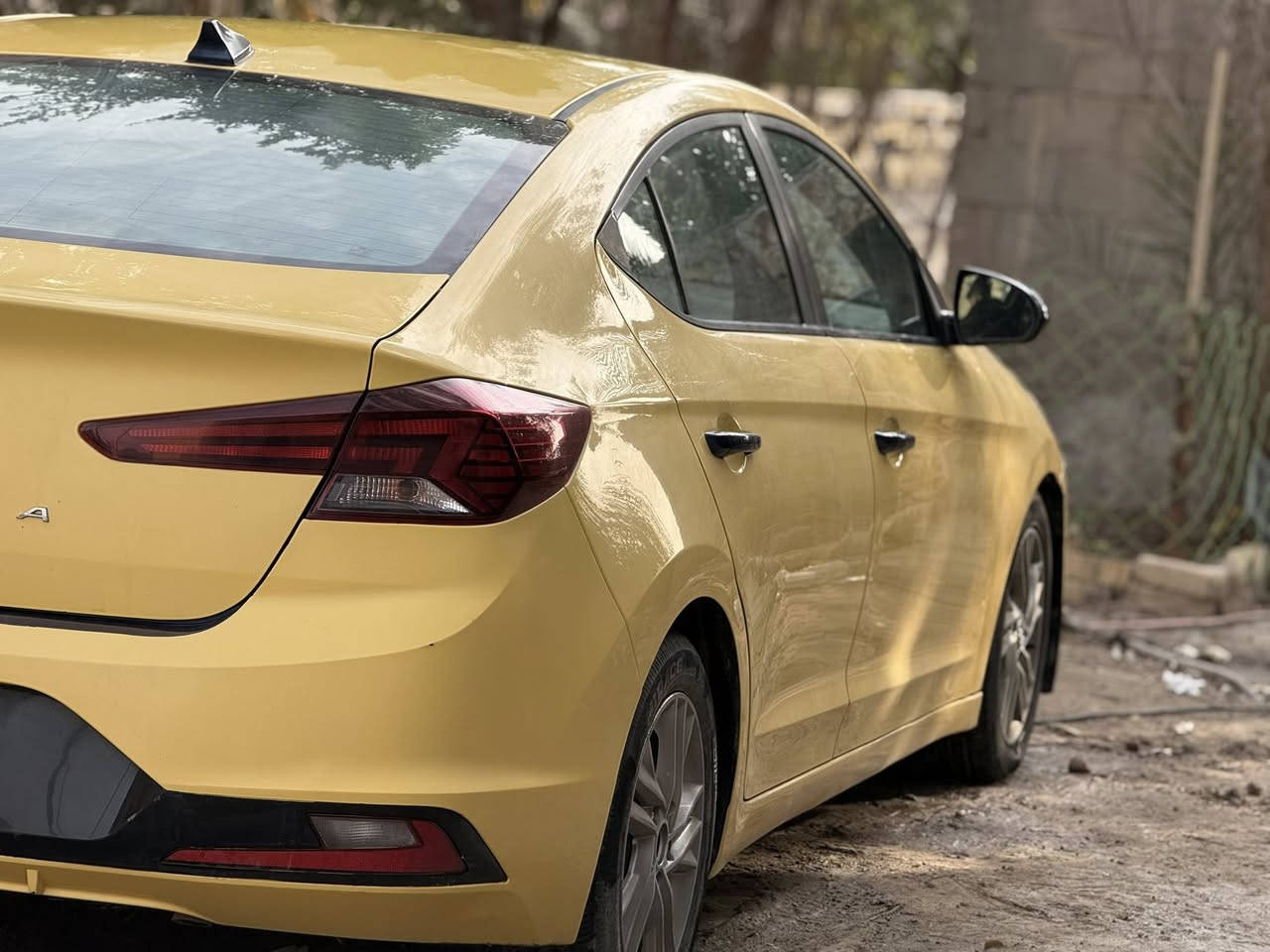 سلام عليكم
النترا 2019 وارد امريكي

الكير AT المرغوب

محرك 2000

رادارات امامي وجانبي

قيادة ذاتية

مانع انزلاق

تحكم جهيتين استيرن 

الرقم قادسية 

بسمي السياره مصفره هيئة وغرامات 

 مكاني الديوانية قضاء الشافعية

للاستفسار اتصال على رقم ***********
