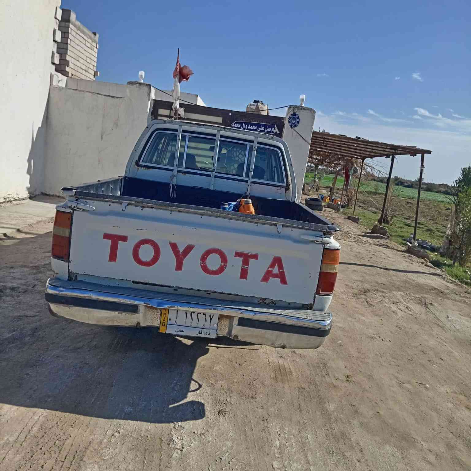 السلام عليكم تيوته البيع موديل 93 محرك ونجي سته سلندر كير عادي رقم ذي قار مشروع وطني السعر 40   الشراي يتصل ***********
