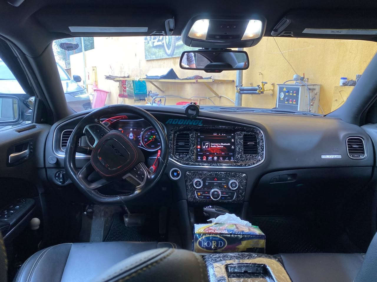 charger RT 5.7 
السيارة مديل 2016 
فول مواصفات للاخير 
بصمة 
تشغيل عن بعد 
شاشا كبيرة 
سوبر تراك باك 
الكراسي تدفئة تبريد 
هيتر ستيرن 
الكراسي خزن ميموري  
الكراسي الخلفية تدفئة 
نقاط عميات 
حساسات خلفي امامي 
السيارة بعد كلش هواي مواصفات بيهة 
السيارة بيهة دبات اصلية 
السيارة كلشي بيهة جديد 
السيارة مبولشة وجاهزة للاخير 
الصدر والميزانية جديدة 
كير مكينة جدد 
المكينة مبدلة جديدة زيرو 
السيارة حادث بنيد 
والسيارة مصبوغة حزام حزام حزام 
وسونرهة موجود بدون شاصي ولغد 
السعر 157 بيهة مجال حك الجية فقط 
مااكطع سعر على التلفون 
مكاني بغداد الغزالية او الجادرية 
***********
